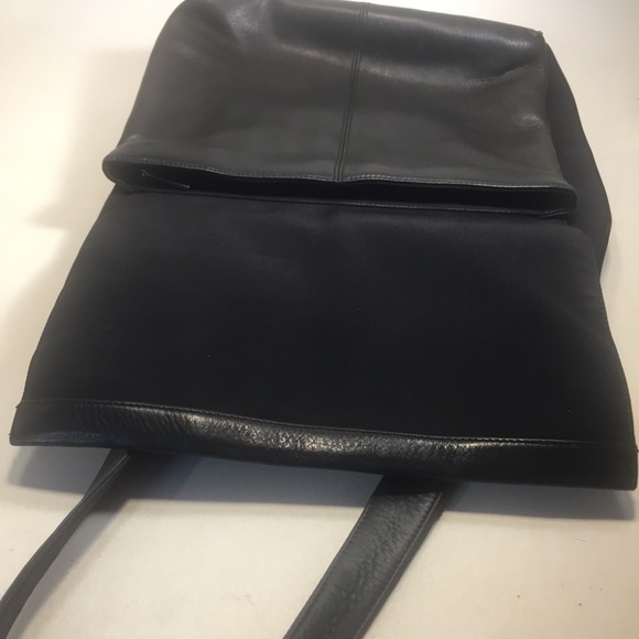 Hobo (International) Black Leather Tall Tote - Picture 10 of 15